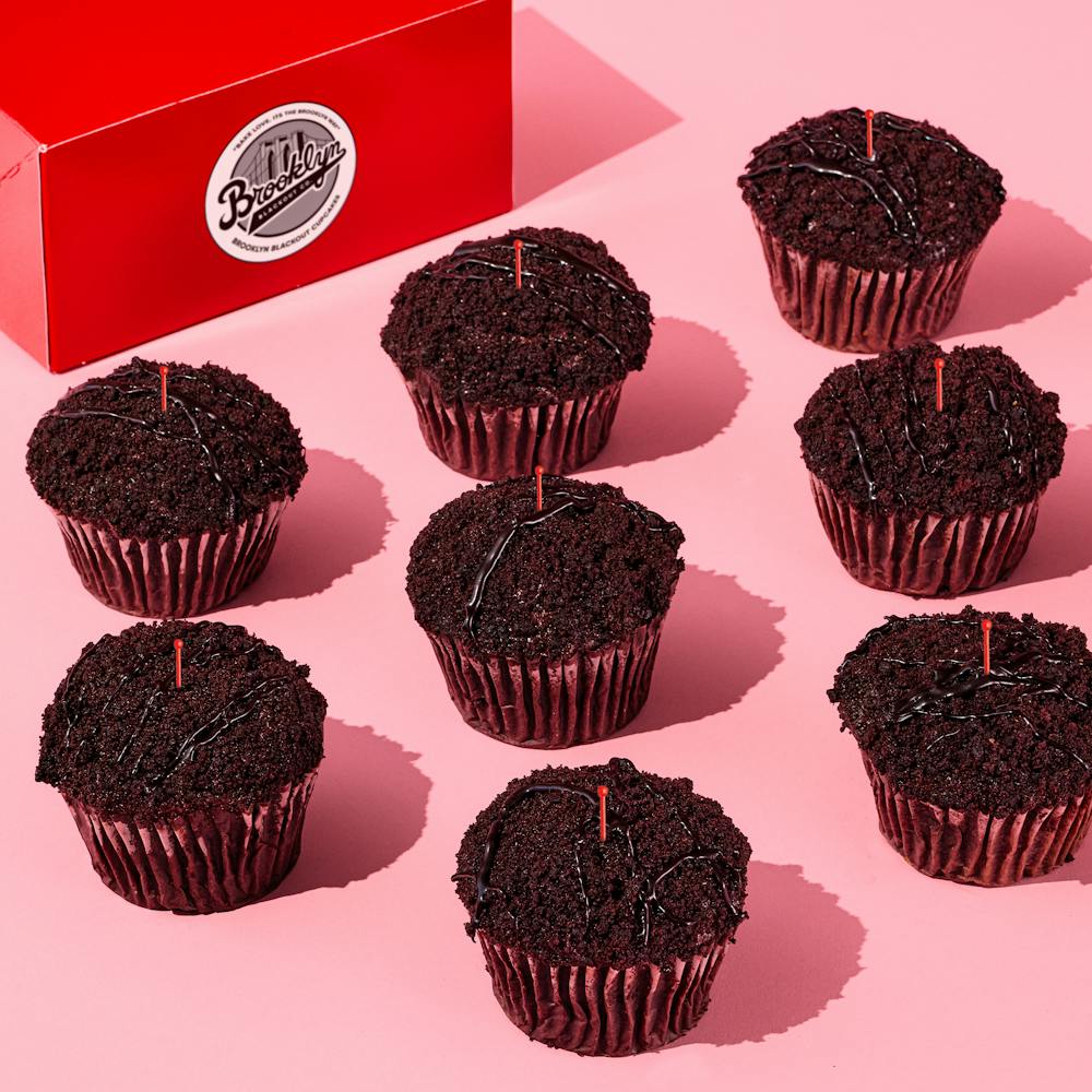 01_-_brooklyn_blackout_co_-_jumbo_cupcake_-_9454