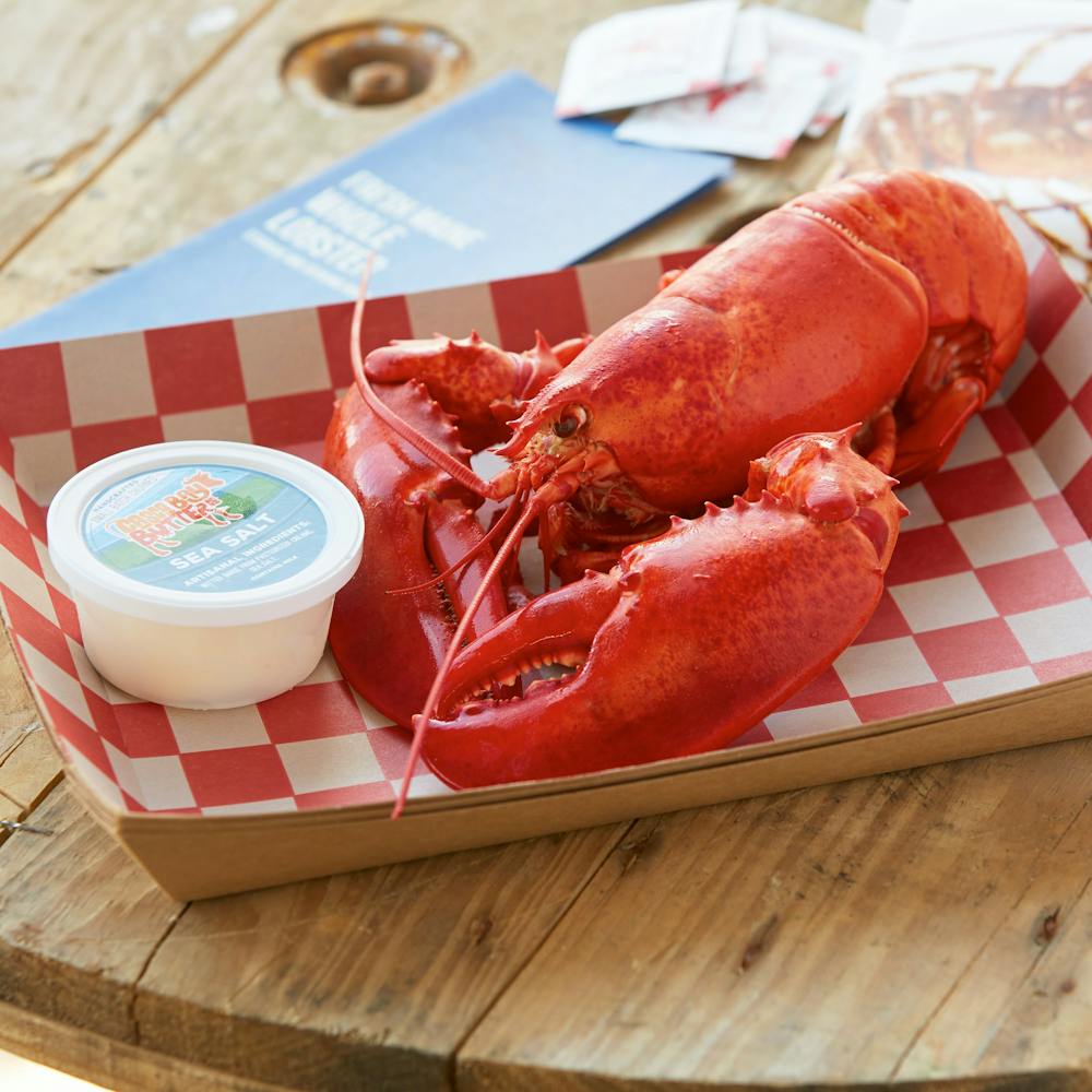 15-lb-lobster.e1b12177ef3adfe6b222fa6f728ddace