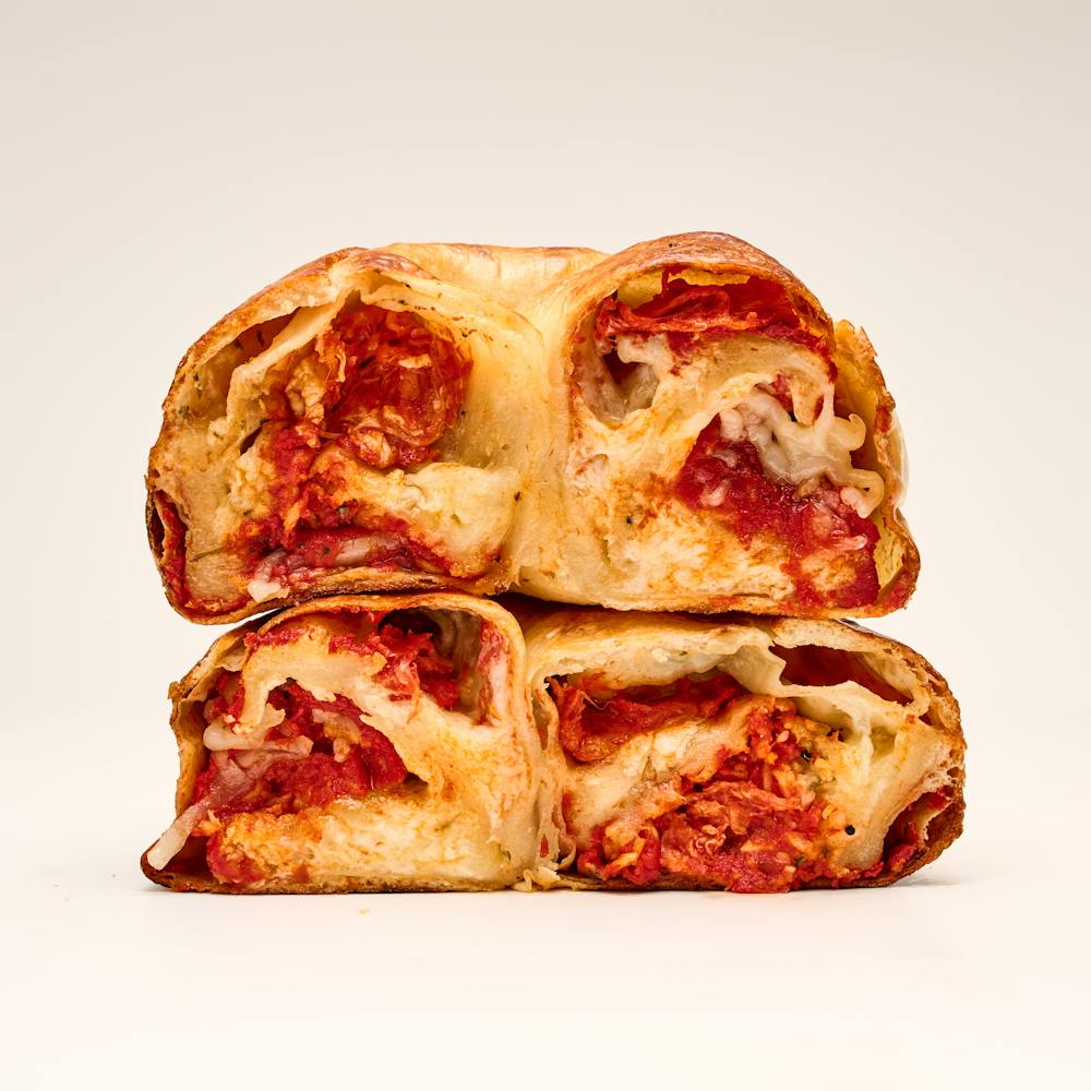 2025-09-17_Moonrise_pizza3804_plain_cut