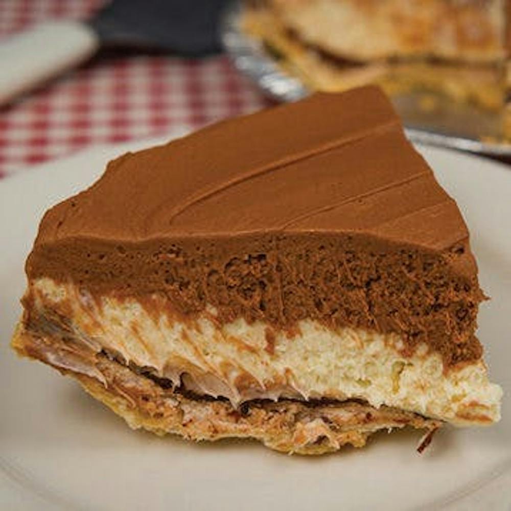5-layer-chocolate-cream-pie.7159b0f8ae88cfa13607448565c1de48