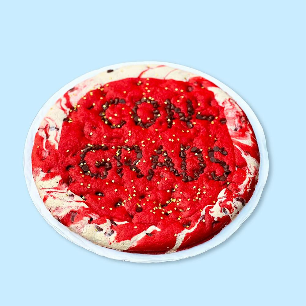 Baked-in-Color-Graduation-Con-Grads-Chocolate-Chip-Cookie-Cake
