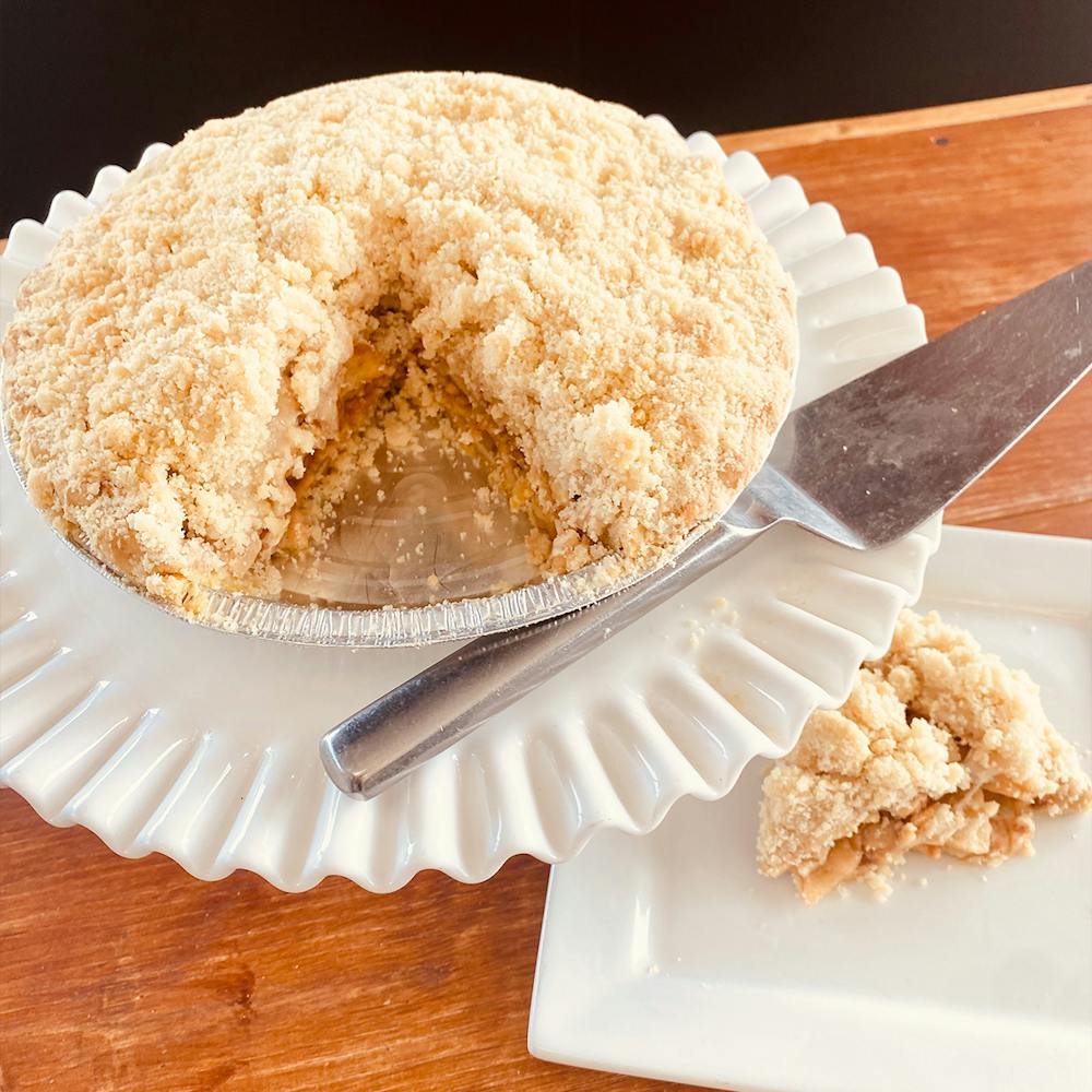 Blue-Owl-Bakery-Apple-Crumb-Pie
