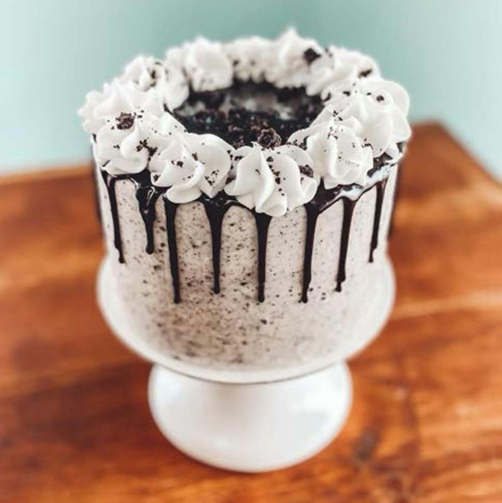 BlueOwlBakery-Cookies-And-Cream-Cake-2