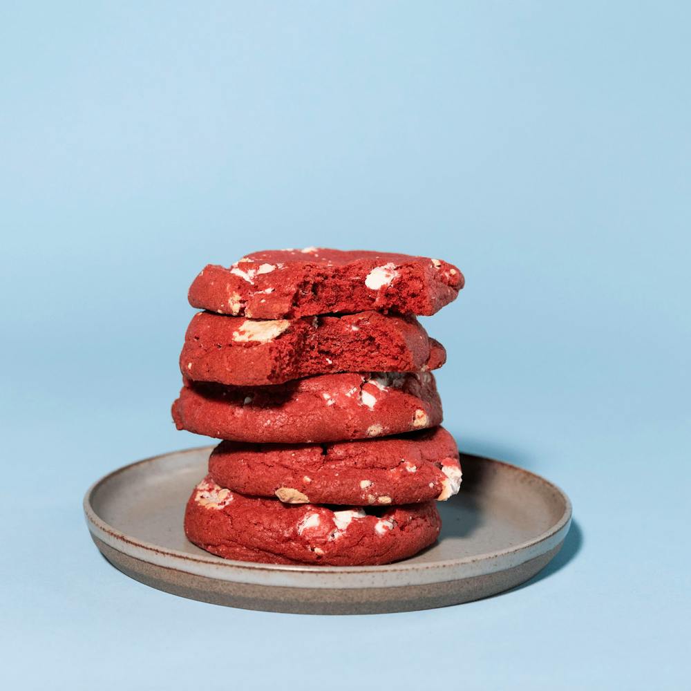 Cravory-Cookies-Red-Velvet-Cookie-1