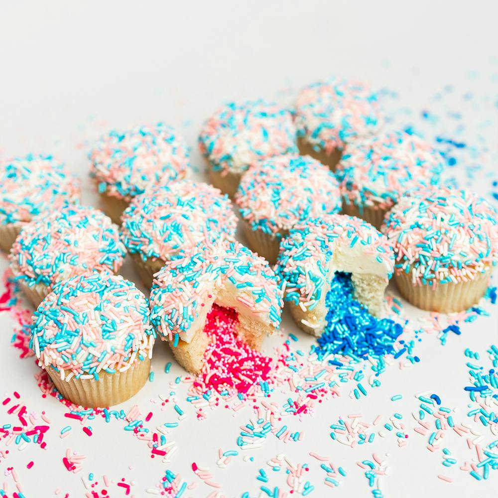 Flour-Shop-Gender-Reveal-Explosion-Cupcakes-4