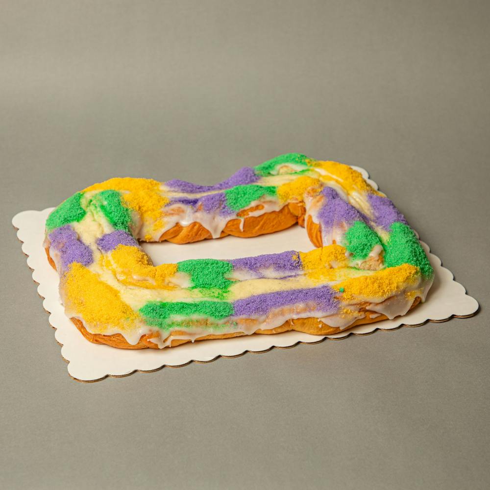 Haydels-Cream-Cheese-King-Cake-4