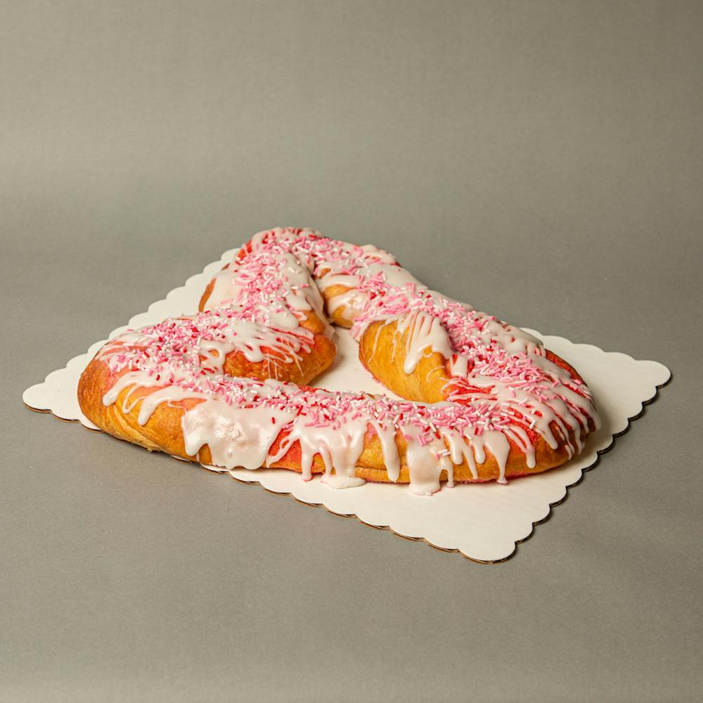 Haydels-Heart-Shaped-King-Cake-1