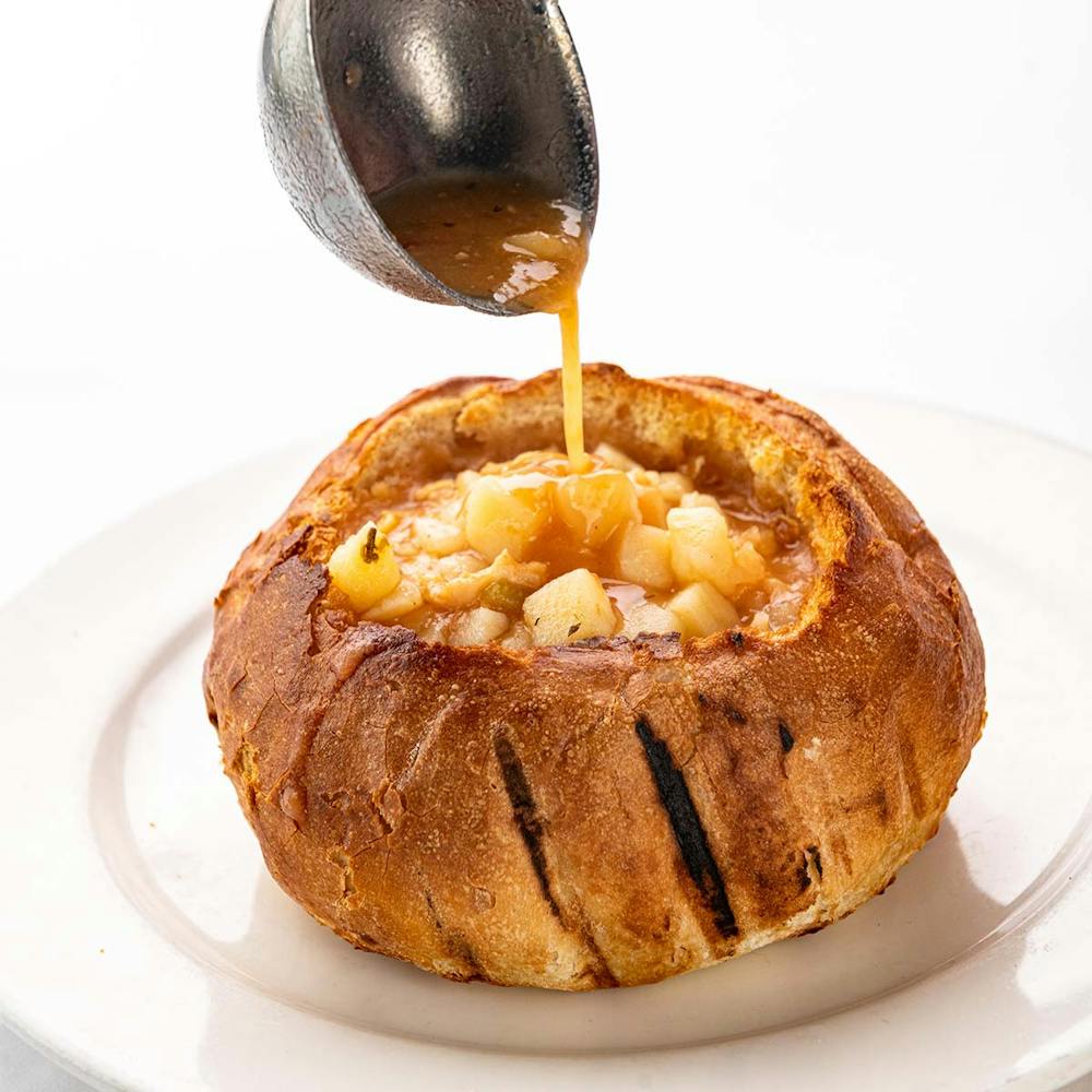 Iggys-Bread-Bowl-Chowder-Combo-Product-1-1