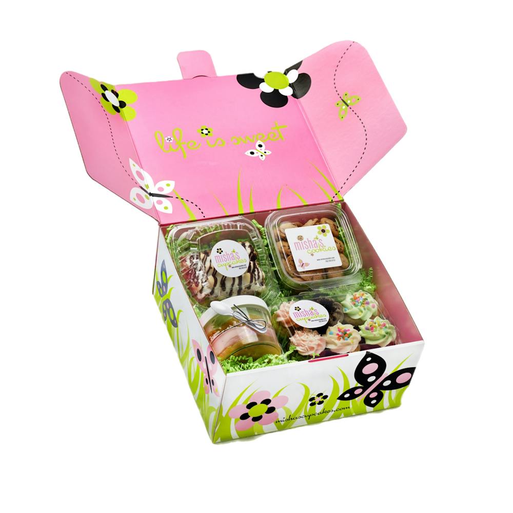 Mishas-Cupcakes-Holiday-Gift-Box