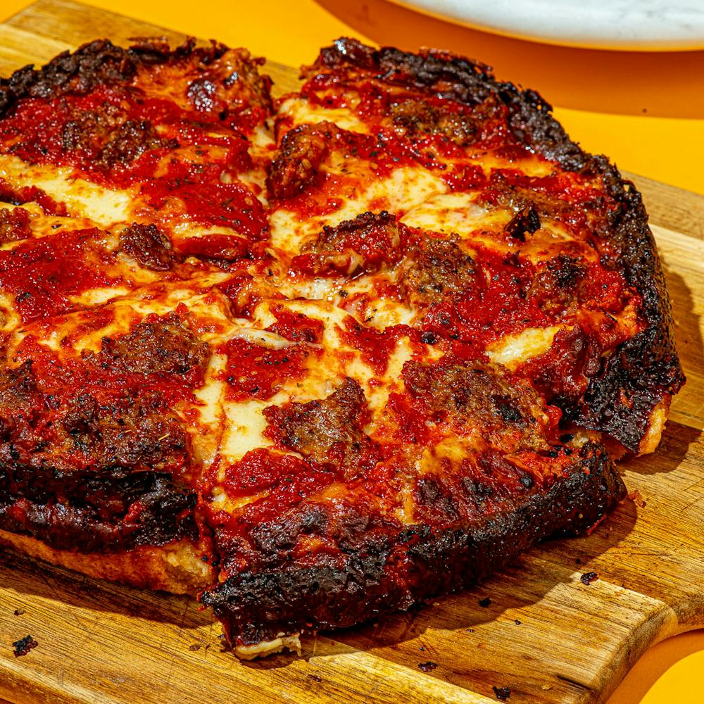 Pequod_s-Pizza-1.8.21-72ppi-1x1-100_copy-2