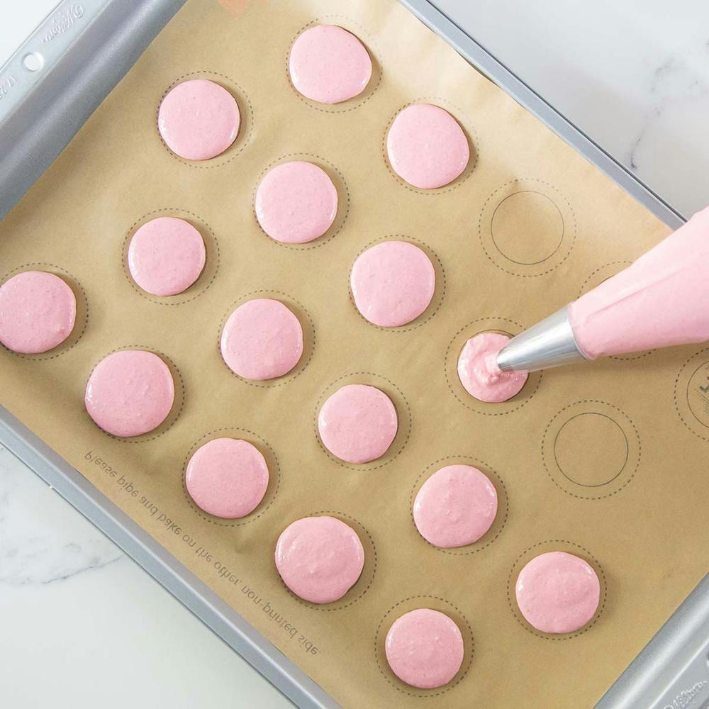 RedVelvetNYC-French-Macaron-DIY-Baking-Kit-Product-6