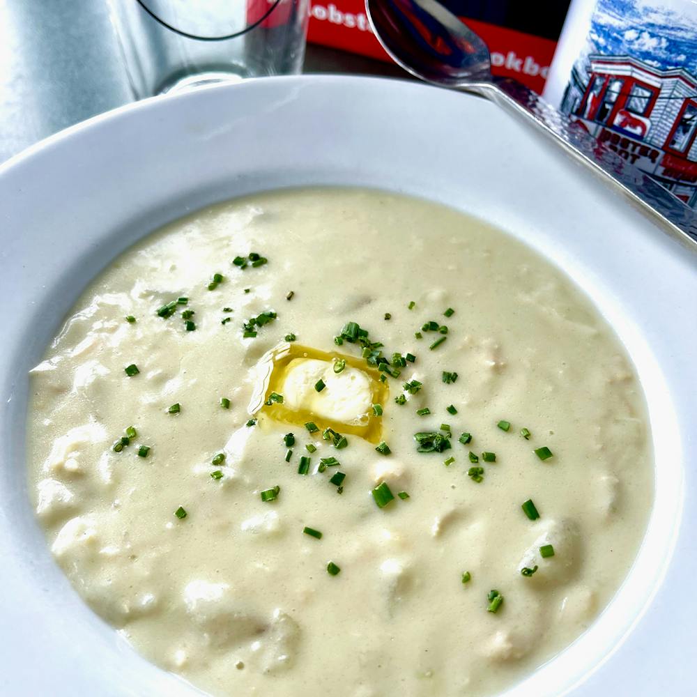 The-Lobster-Pot-Clam-Chowder-3-1