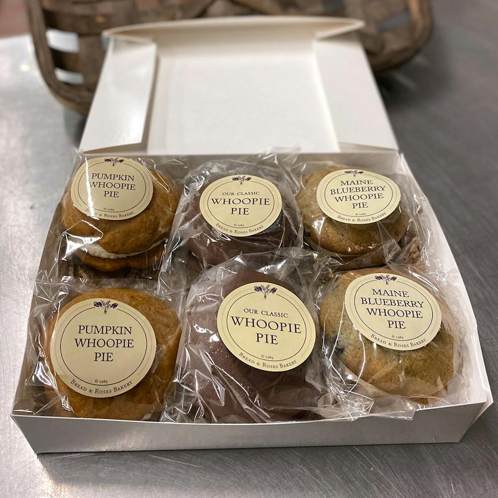 assorted-whoopie-pie-gift-box-12-pack.092692c11456f7268755971e83ae75ea