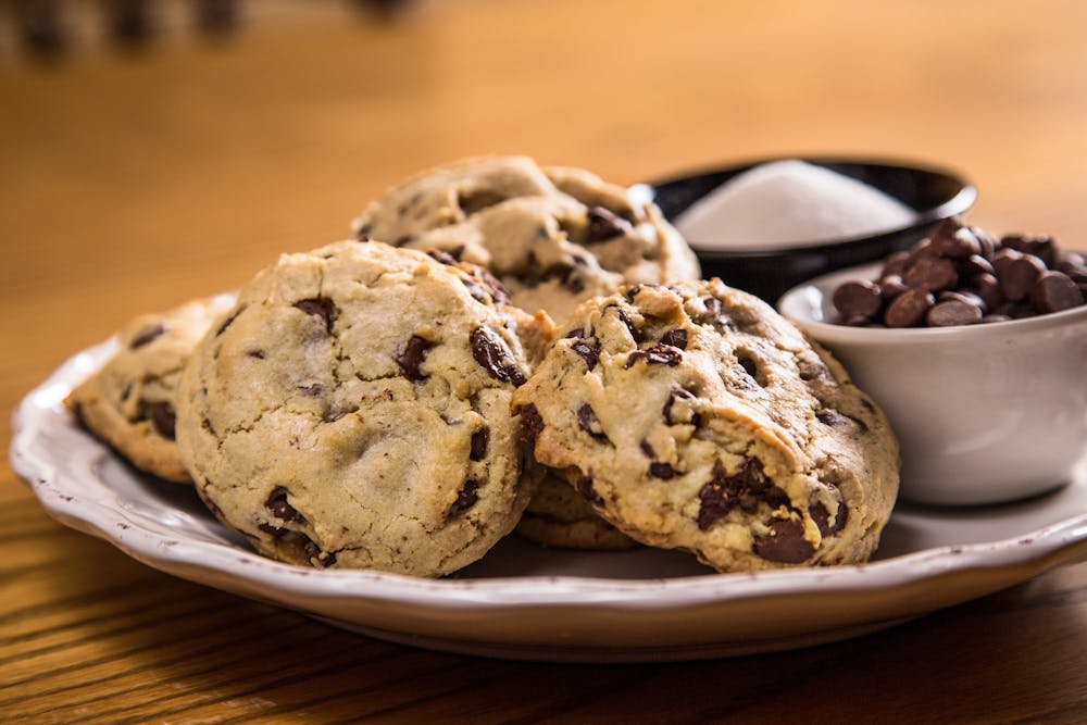 chocolate-chip-cookies.6897d911cf557257517e1ddcb648214b