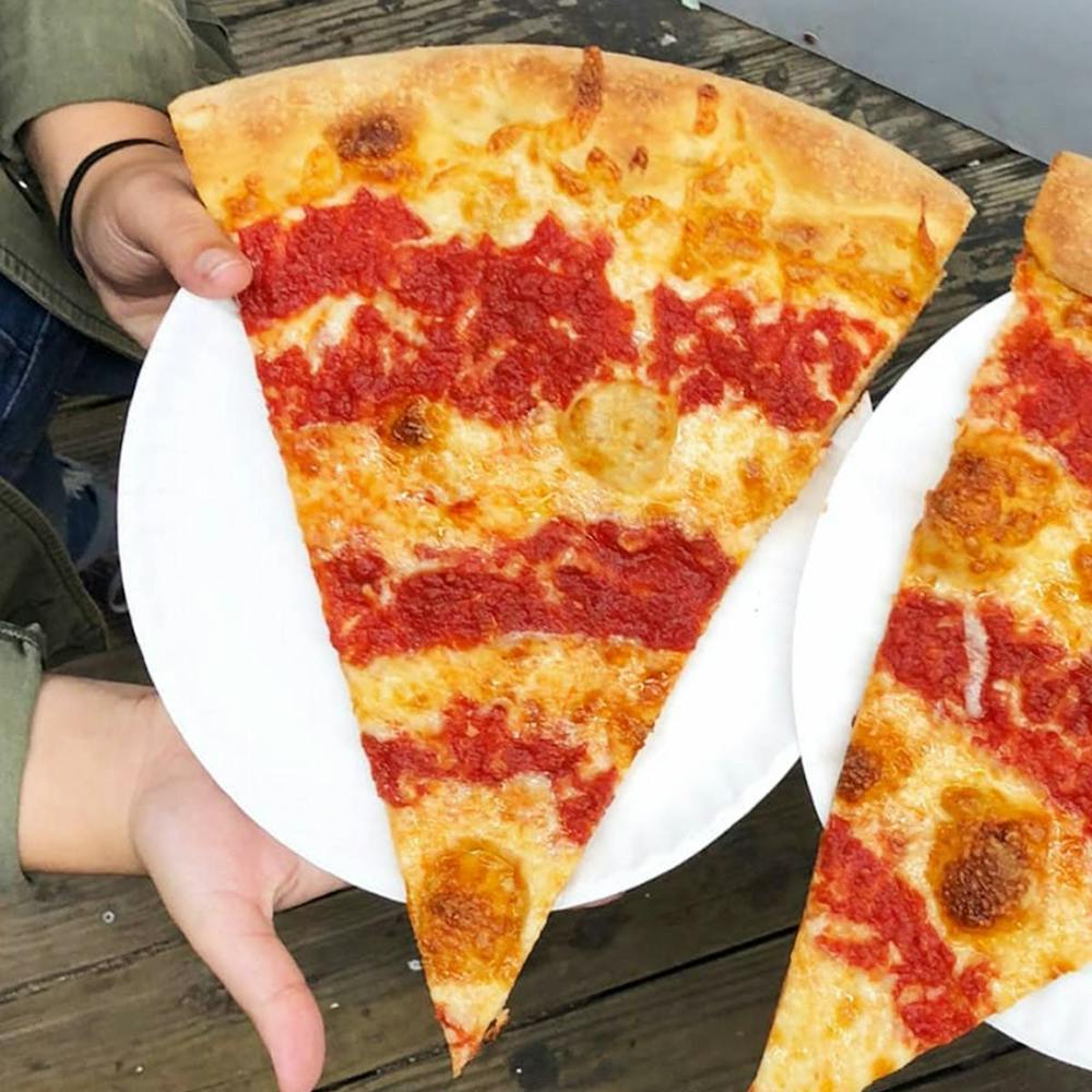 famous-24-swirl-pizza-8-giant-slices.b452298c4bfef6d7002ad1574e280a6d