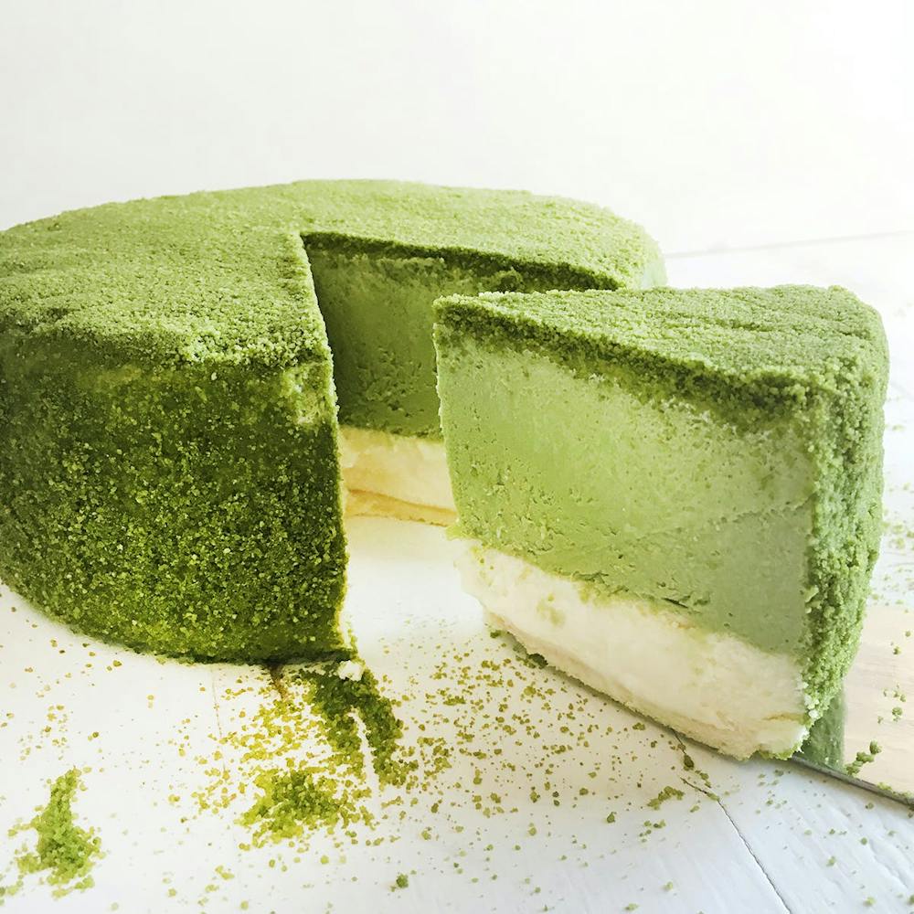 fancy-green-tea-cheesecake.a101351cf3ba863bb4919491e282188f