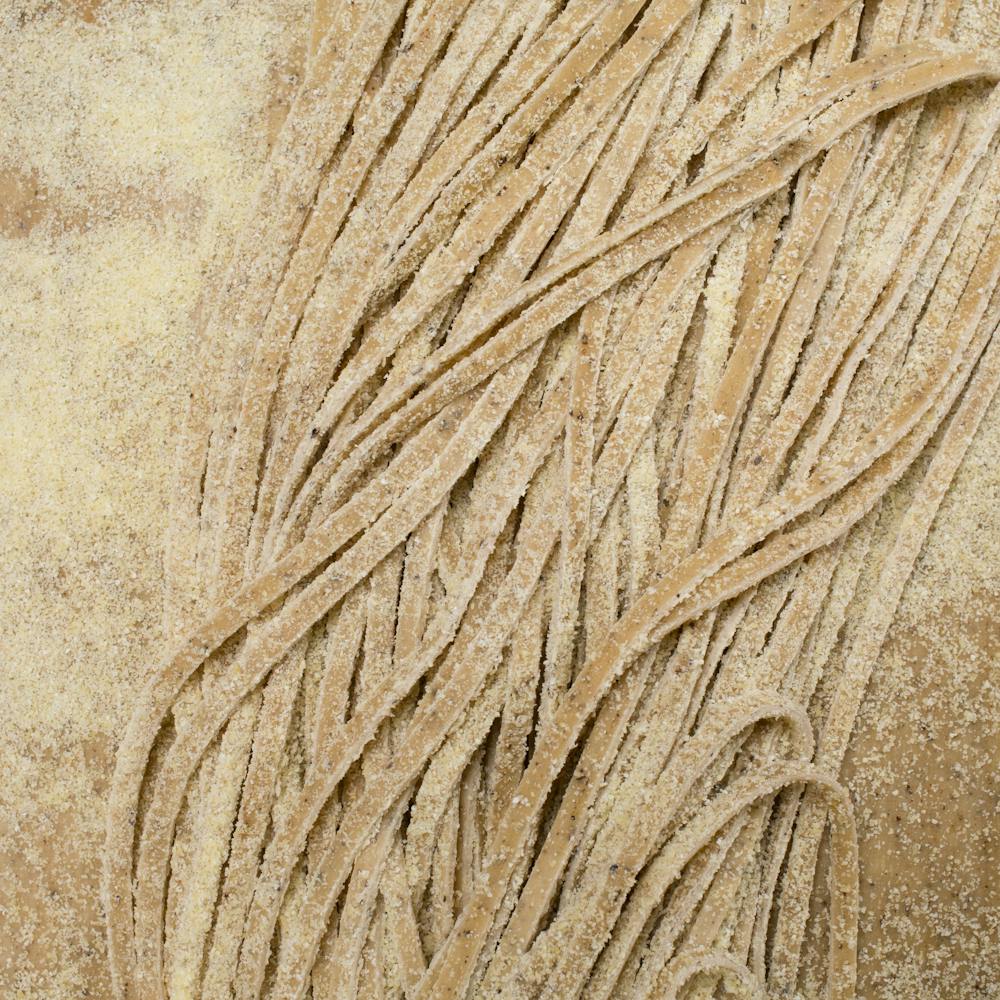 fresh-black-pepper-pasta-by-the-pound.1beae4bcc2701dc041f78a15abacb5d5