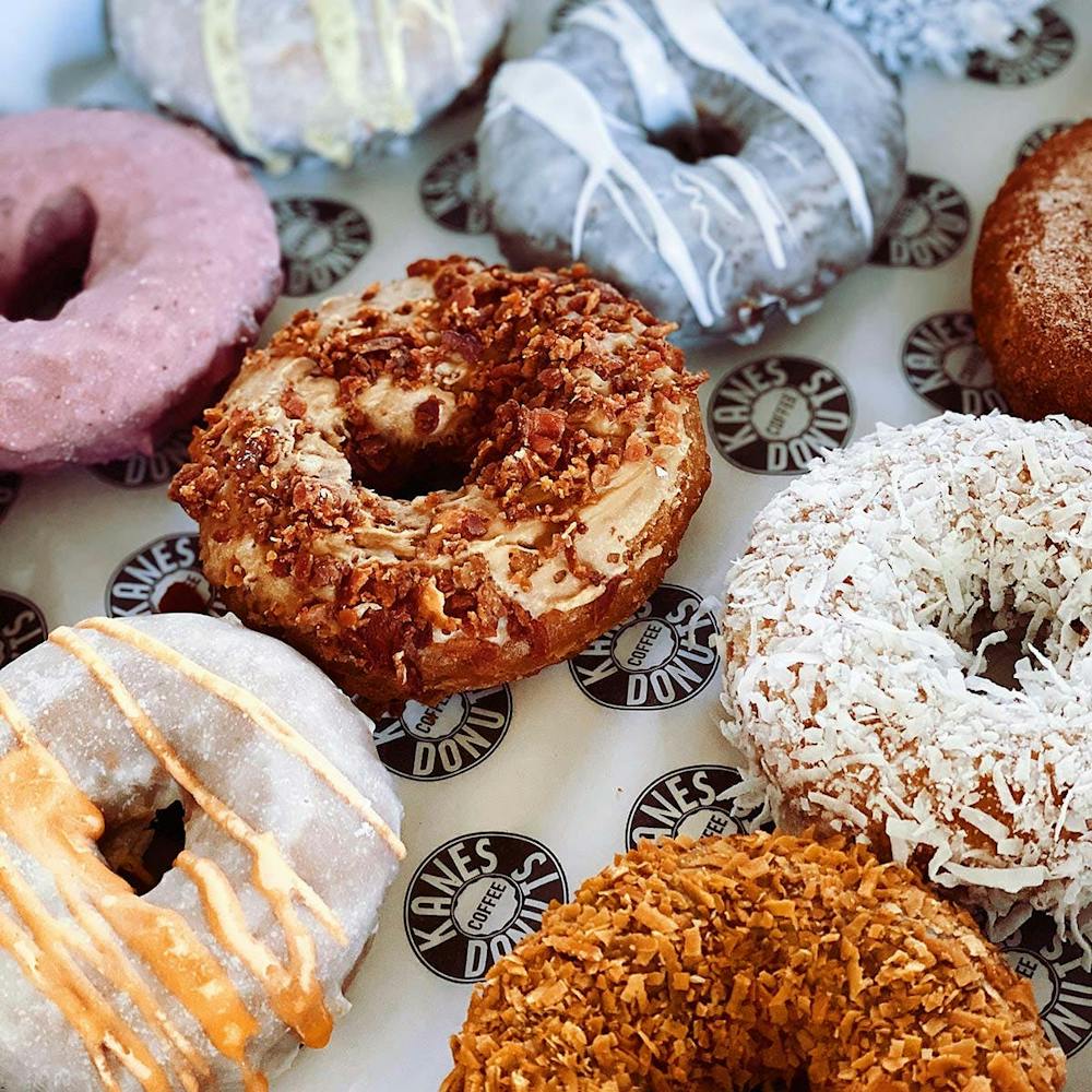 gluten-free-donuts-choose-your-own-6-pack.75be3da8985d668e1458bdc9b1b1614b