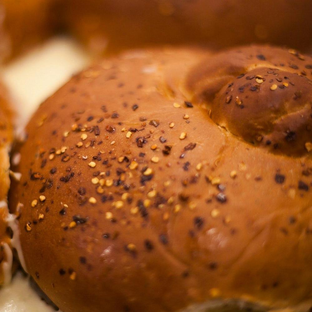 hot-and-spicy-cheese-bread-2-pack.014477417093300bfb5e9ed8645bd0a5