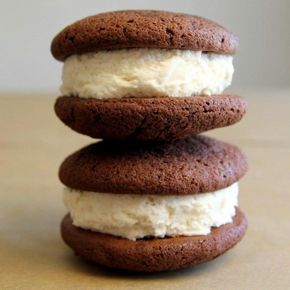 maine-iac-chocolate-with-vanilla-whoopies-dozen.c698a1373fb62f0815153df91699c431