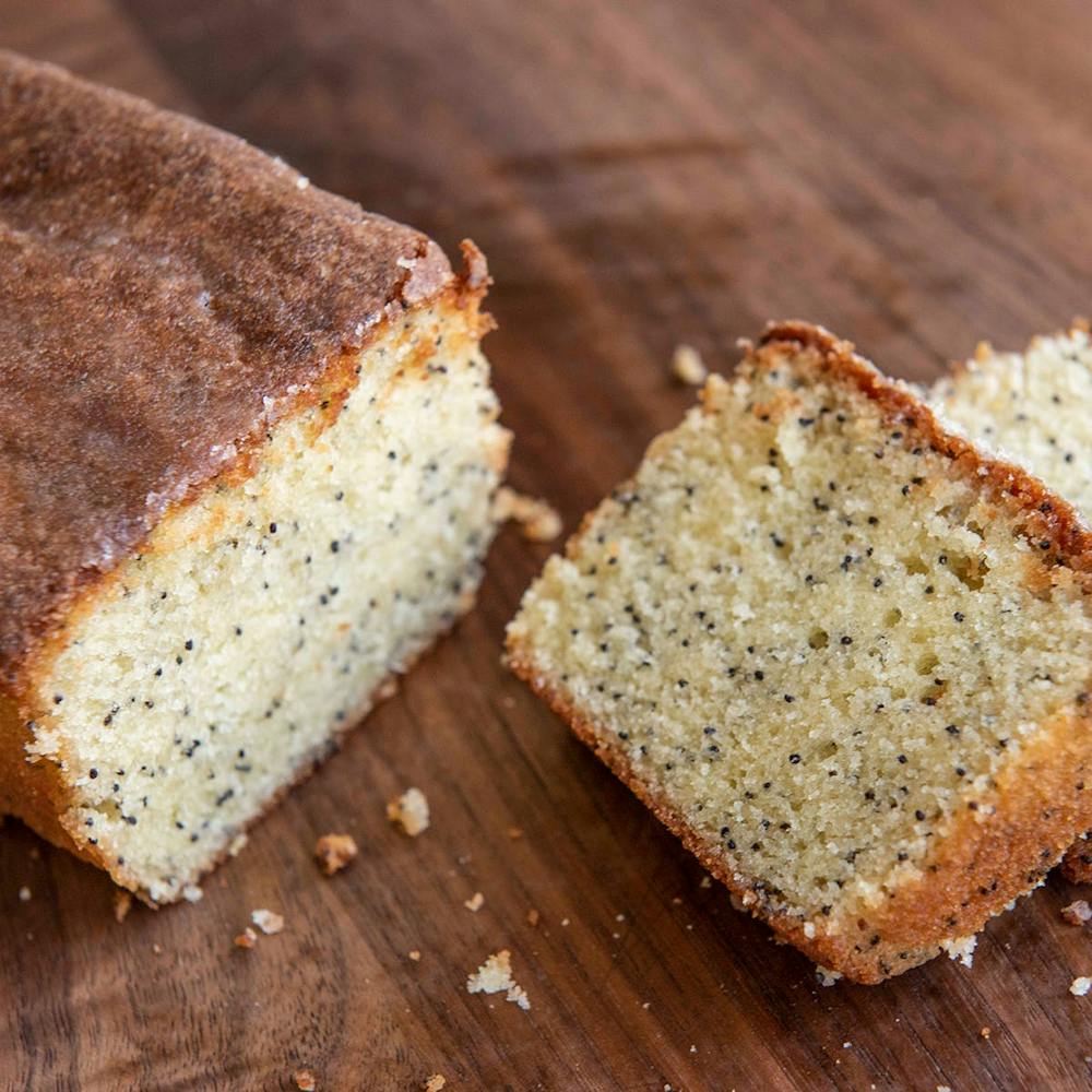 mini-lemon-poppy-teacake-10-slices.218e4f7d5e594ea671b4a88dadbdb16d