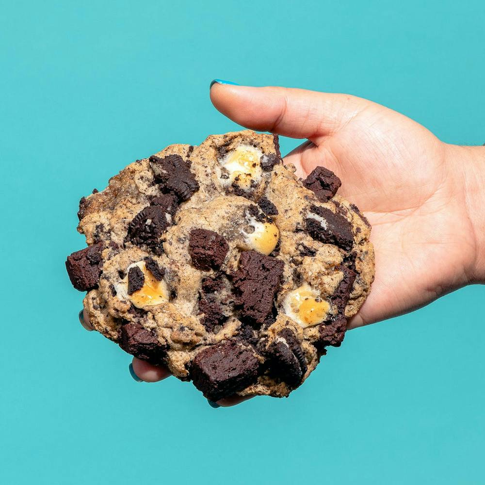 monster-cookie-best-seller-8-pack.760dd42b6c3bdc08cd854bafec5e502c