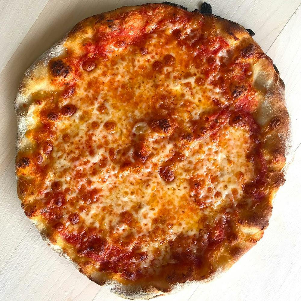 new-haven-style-mozzarella-pizza-6-pack.8e8a38db57935f5cb6afa4202b966135