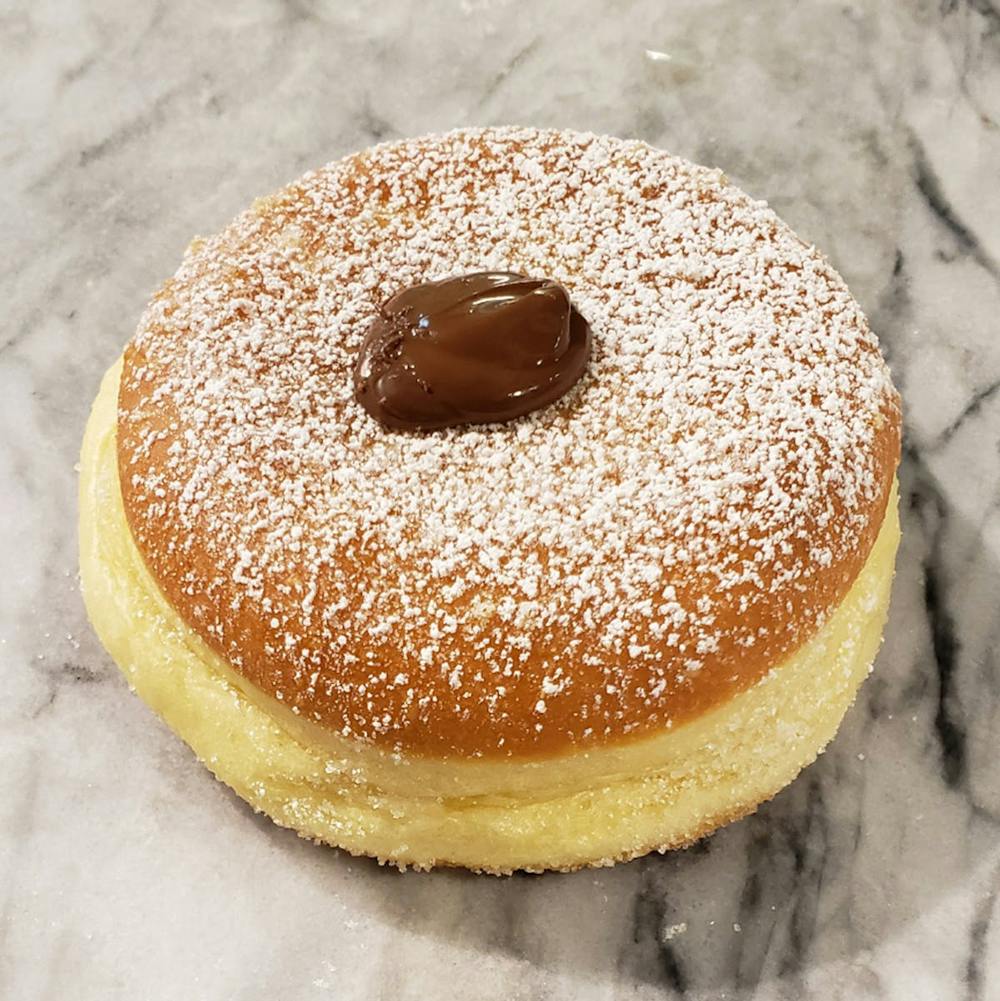 nutella-bomboloni-8-pack.c2e6e10c2d8c228c09fbb70fea2660d8