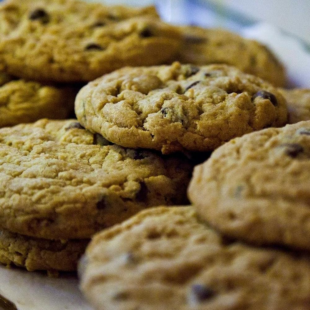 peanut-butter-chocolate-chip-cookies-12-pack.21e18c1b006a2899bcb73ba91be4a924