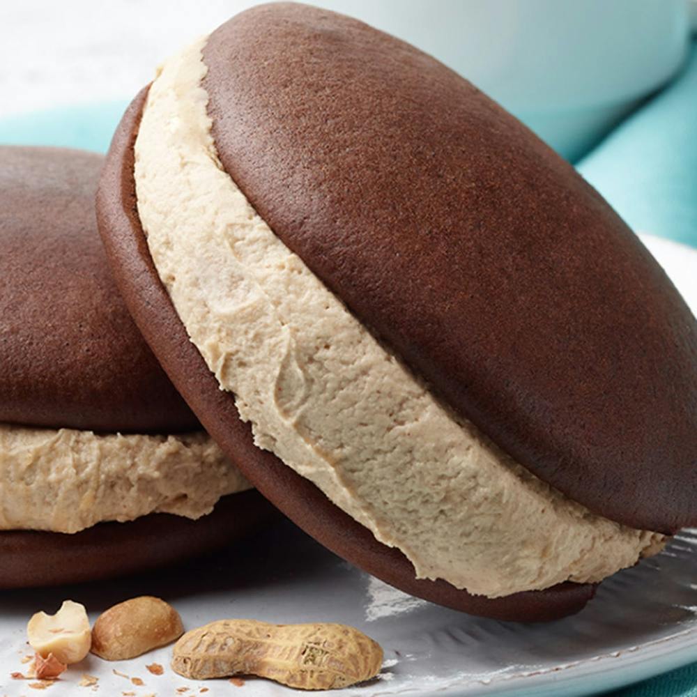 peanut-butter-whoopie-pies-12-pack.f8cf3ae3e421814cd8477484803ba2dc