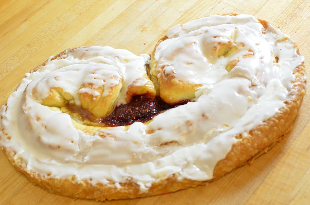 raspberry-kringle-2-pack.63f1254a5927d006dbfc0a5acb8226da