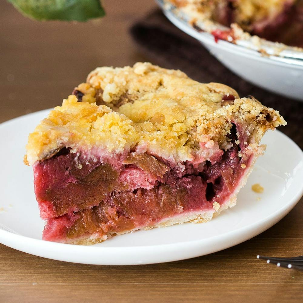 rhubarb-pie.9516c50c471c8420823497f064f8cf2b