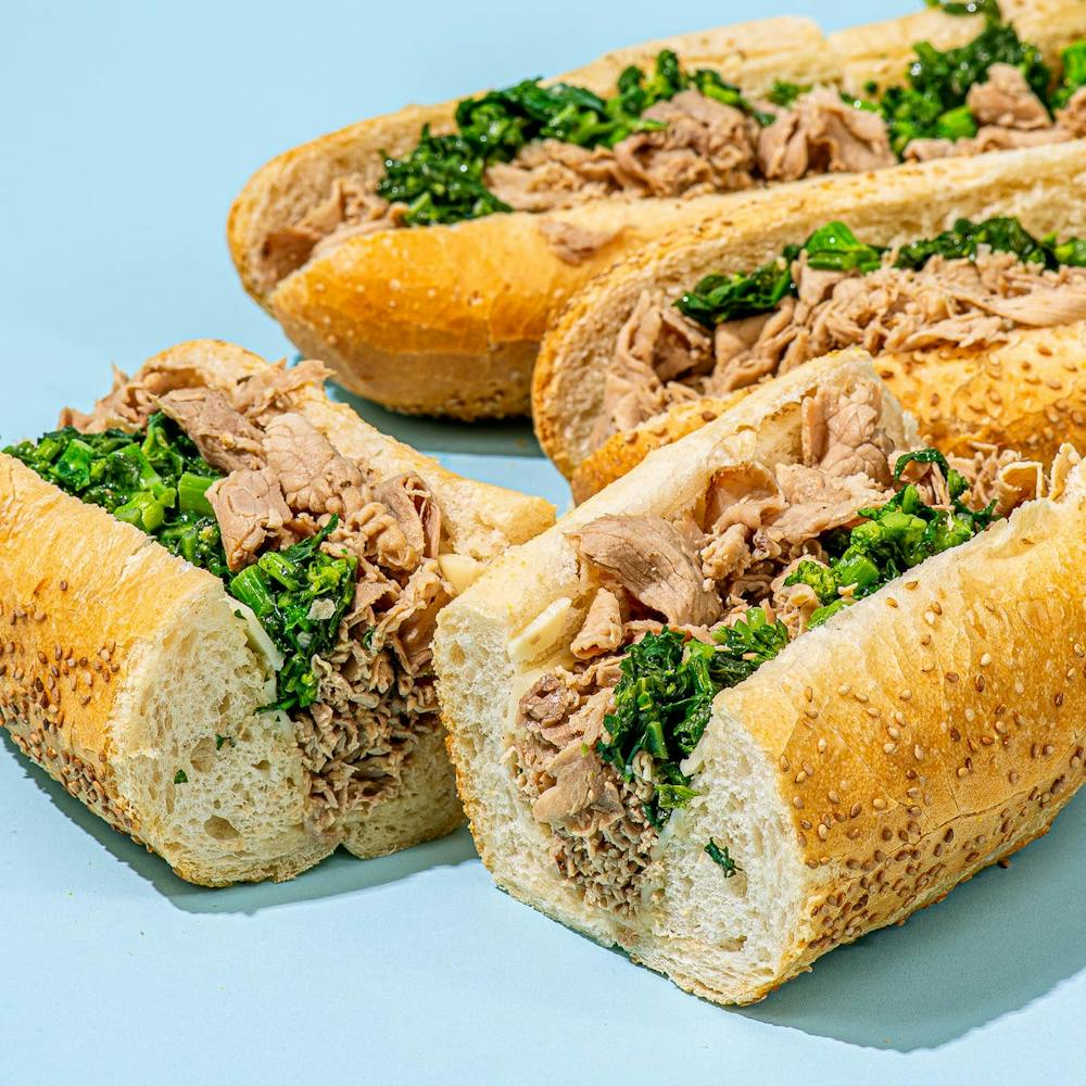 roast-pork-sandwich-kit-for-8.cfeb20e4e4b89f9d72680d5e34fc9cc7