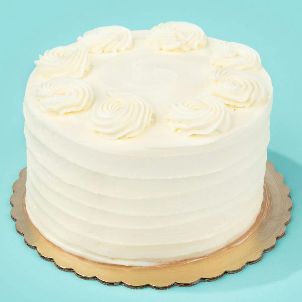 round-tres-leches-cake-6.017011366a084dd95a16837692aecc24