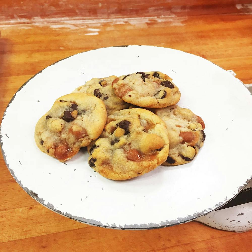 salted-caramel-chocolate-cookies-12-pack.40ad6ac134f5f24af2d553ecf61dbc54