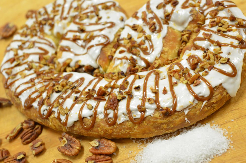 sea-salt-caramel-pecan-kringle-2-pack.c2123938c02f201c53b38c0f4e5128aa