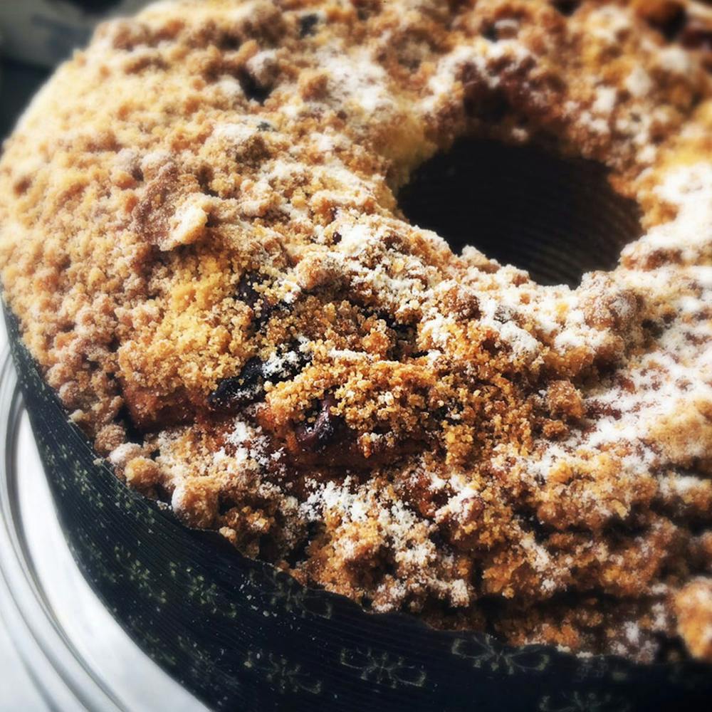 sour-cream-coffee-cake.cf6ef50305249dfb74d9da3a94ce15a2