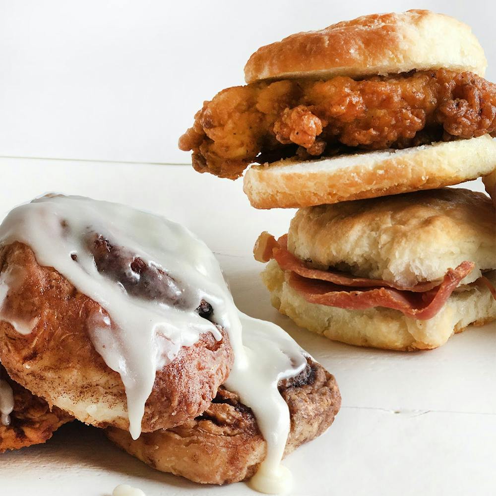 sunrise-biscuit-and-cinnamon-roll-combo.d2b3d26fbe6972e76b0d74775ec4059b