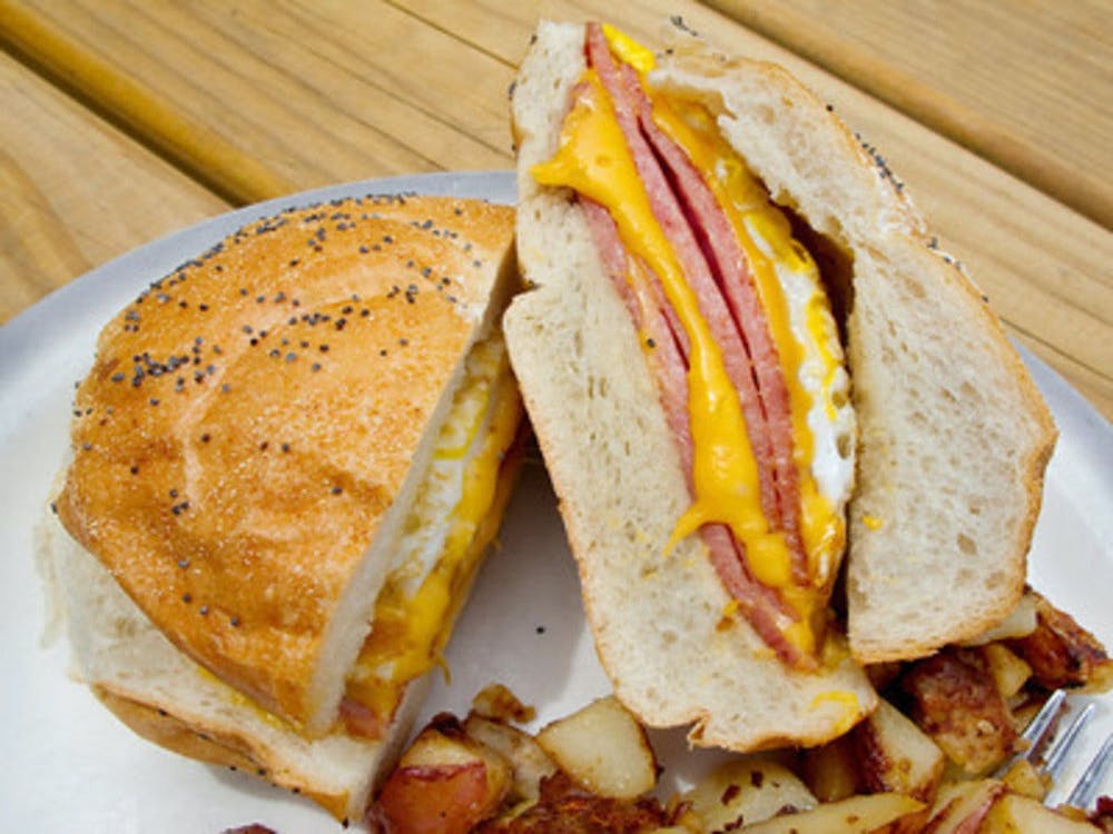 taylor-ham-pork-roll-3-lb-roll.aa7147ebb913ecb3420fe4f3d4cc1ff8