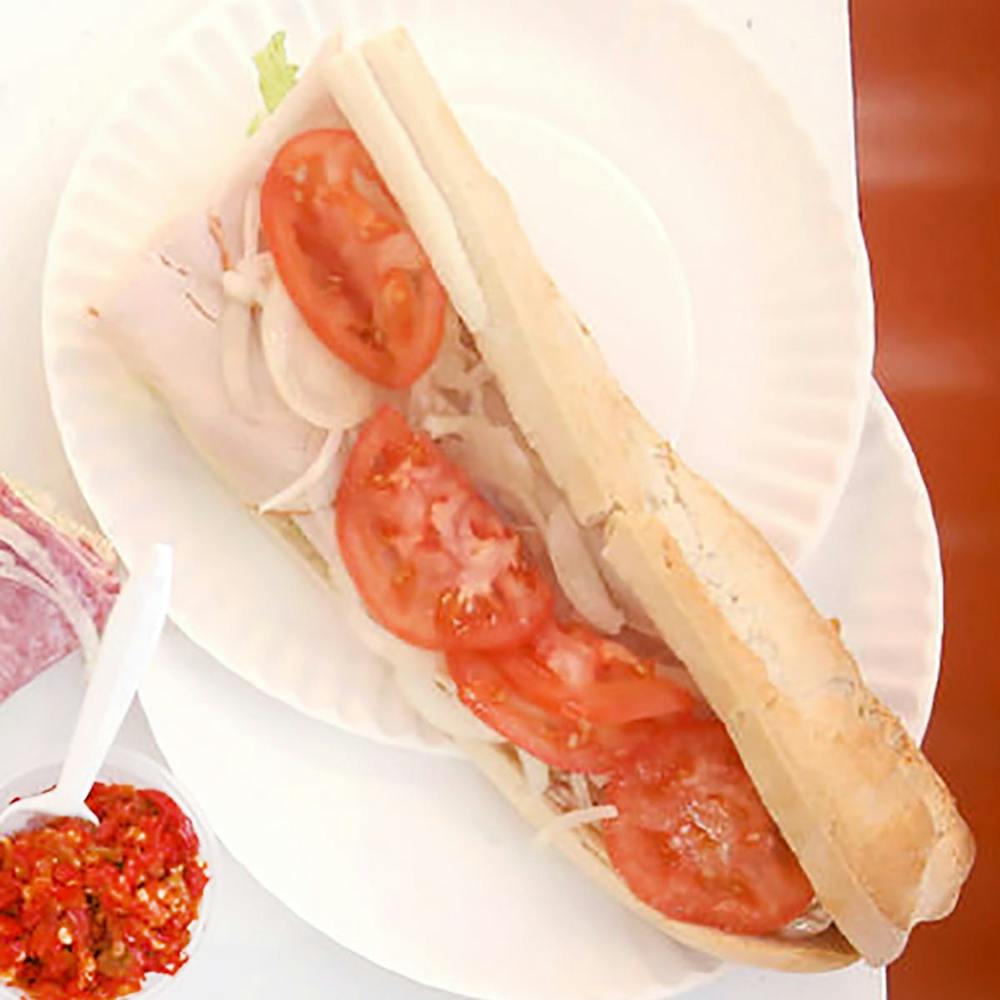 turkey-and-provolone-sub-for-4.acbf4a96ce3cb336a25164bae2d67c5d