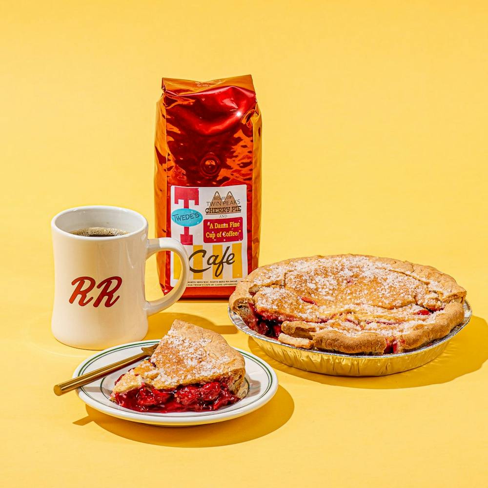 twin-peaks-cherry-pie-gift-set.88aebdadf2027031a55b26371f9418c2