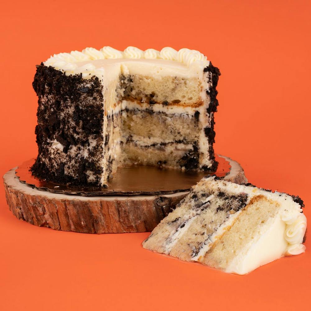 vanilla-cookies-and-cream-cake-8.648ac4de903274c4068813c4b71d5fcb
