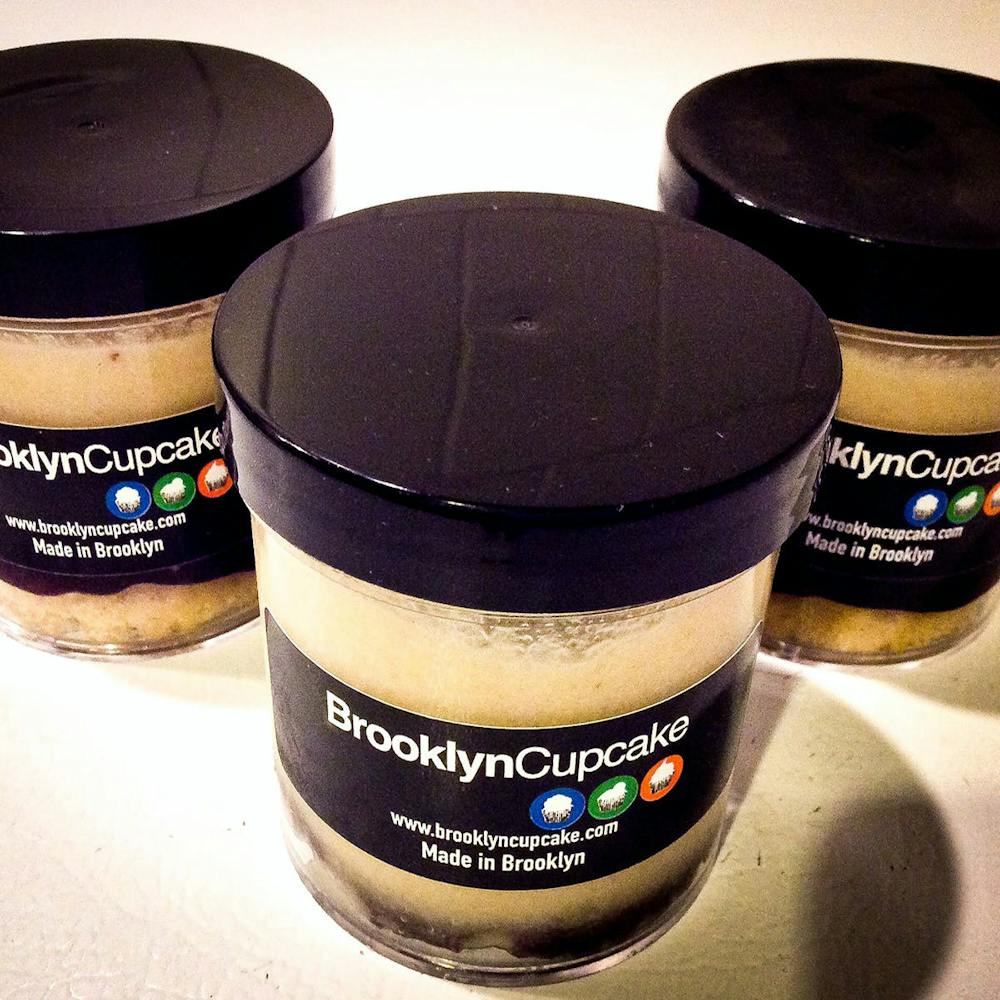vegan-cupcakes-jars.8c22eb6e21eadfafd17a30d9aaec364b